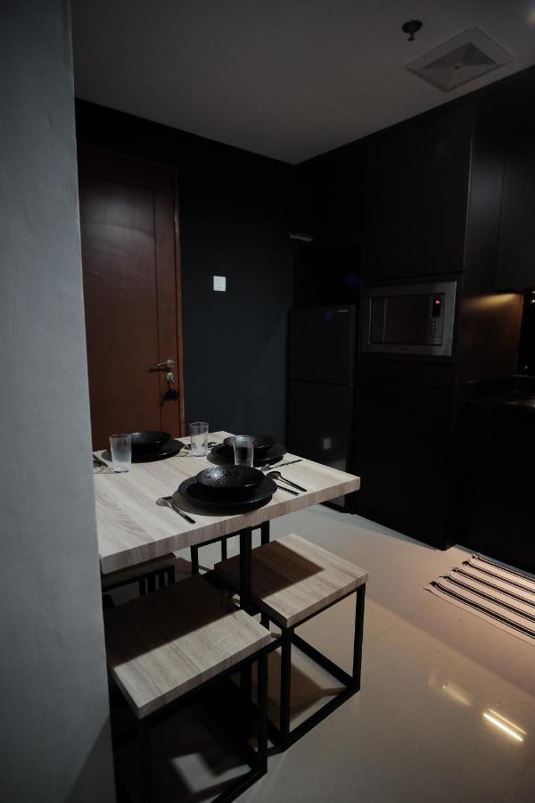 2 Bedrooms - Royal Olive Apartment - Pejaten South Of Jakarta Eksteriør billede