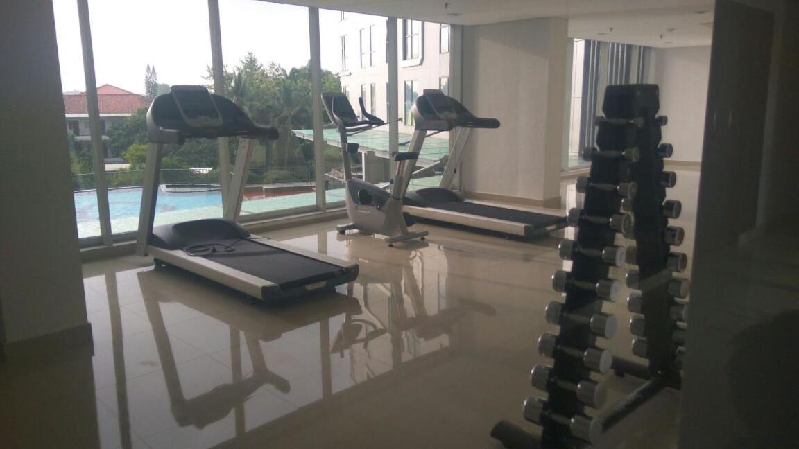 2 Bedrooms - Royal Olive Apartment - Pejaten South Of Jakarta Eksteriør billede